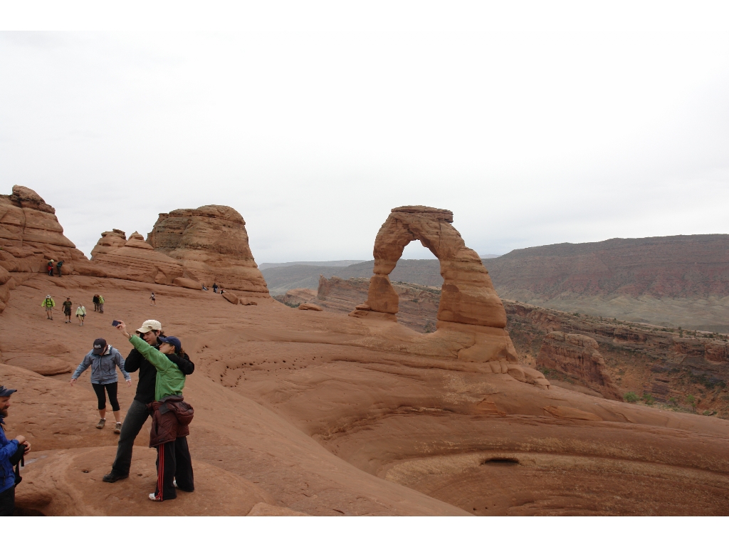   (Delicate Arch)